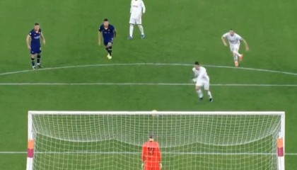  迪巴拉任意球制胜，罗马客场抢分成功  